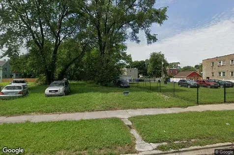 5242 South Peoria Street Chicago IL 60609