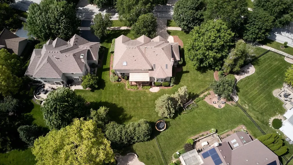 712 De Lasalle Court Naperville IL 60565