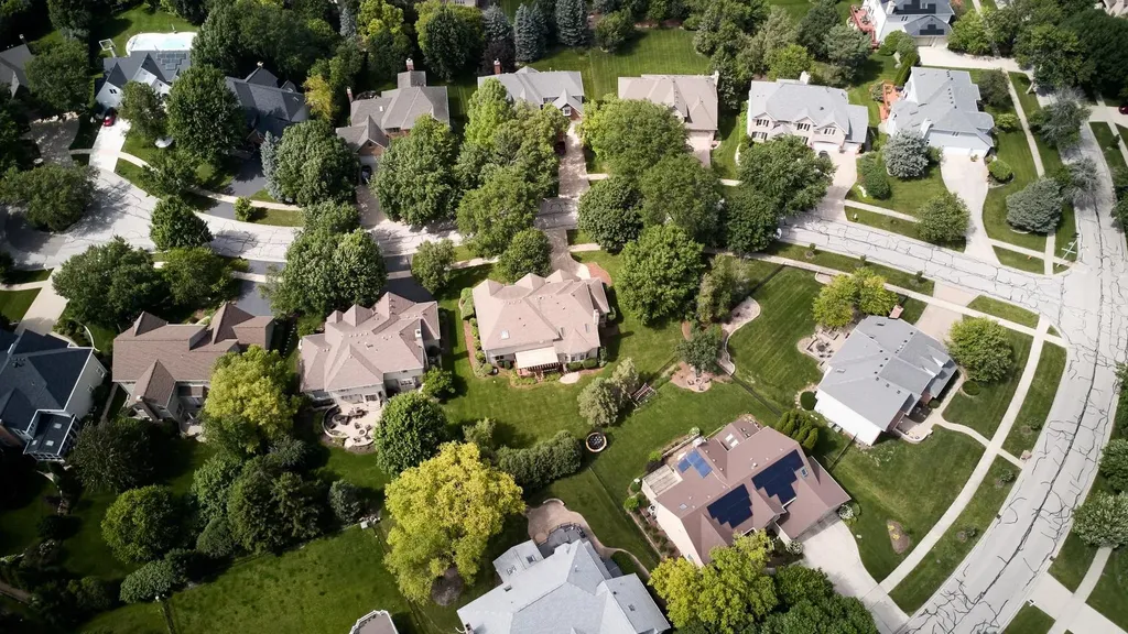 712 De Lasalle Court Naperville IL 60565