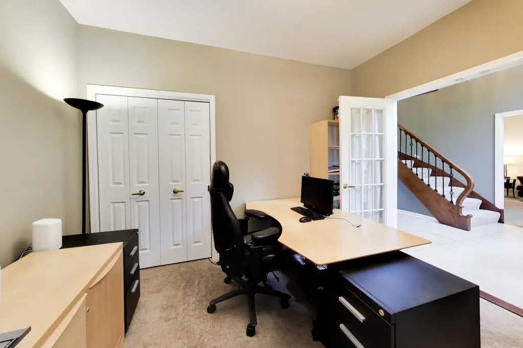 712 De Lasalle Court Naperville IL 60565