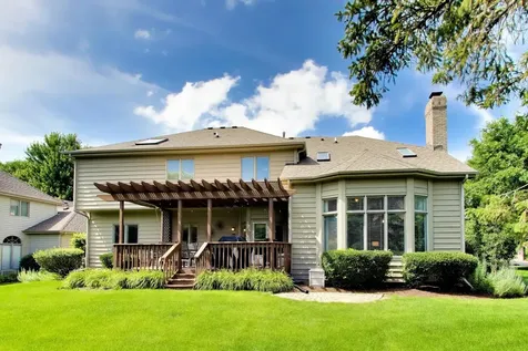 712 De Lasalle Court Naperville IL 60565
