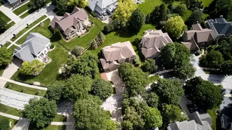 712 De Lasalle Court Naperville IL 60565