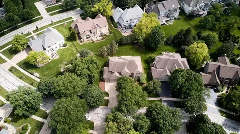 712 De Lasalle Court Naperville IL 60565