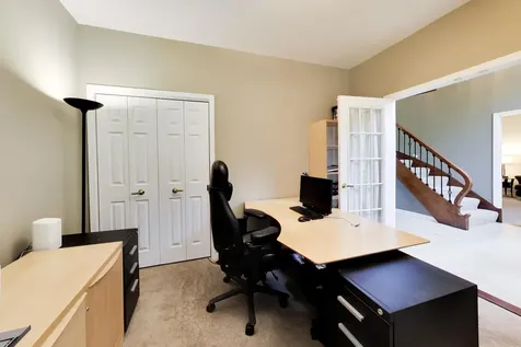712 De Lasalle Court Naperville IL 60565