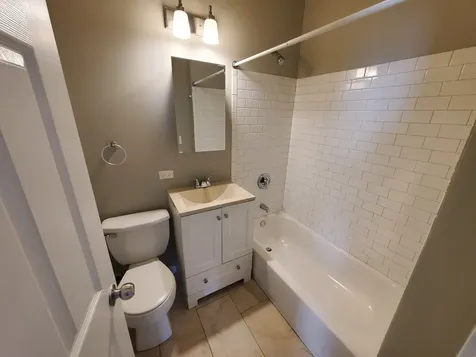 1532 West 18th Place Chicago IL 60608