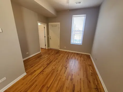 1532 West 18th Place Chicago IL 60608