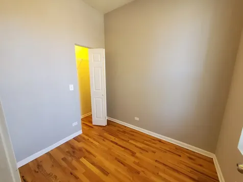 1532 West 18th Place Chicago IL 60608