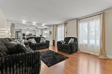 18118 Whitman Lane Lansing IL 60438