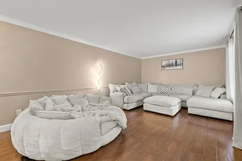 18118 Whitman Lane Lansing IL 60438