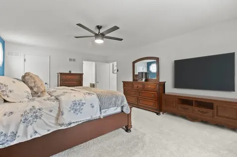 18118 Whitman Lane Lansing IL 60438