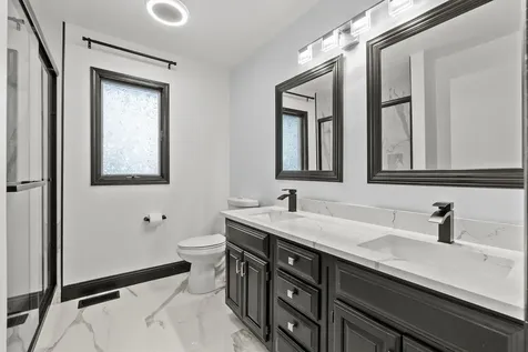 18118 Whitman Lane Lansing IL 60438