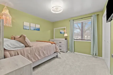 18118 Whitman Lane Lansing IL 60438