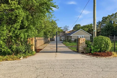 19709 West Schweitzer Road Joliet IL 60436