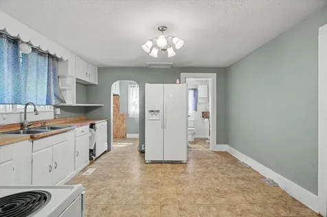312 South David Street Sidney IL 61877
