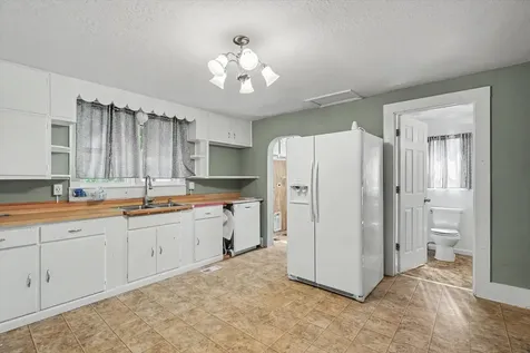 312 South David Street Sidney IL 61877