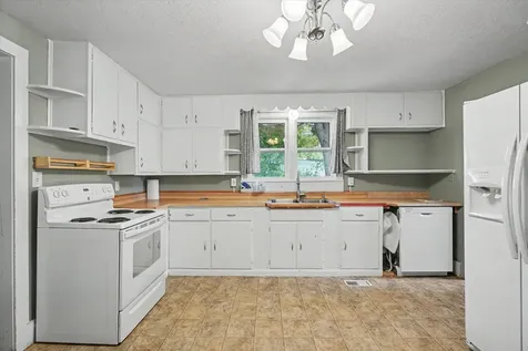 312 South David Street Sidney IL 61877