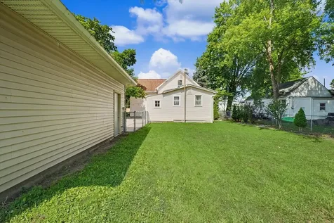 312 South David Street Sidney IL 61877