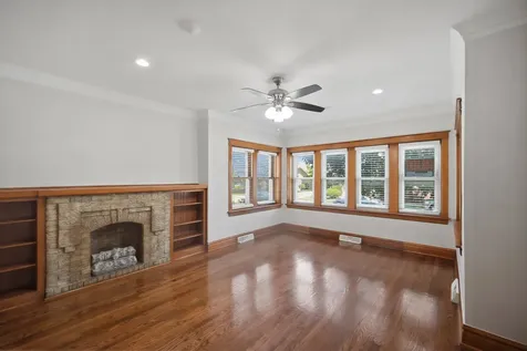 1906 Ridgeland Avenue Berwyn IL 60402