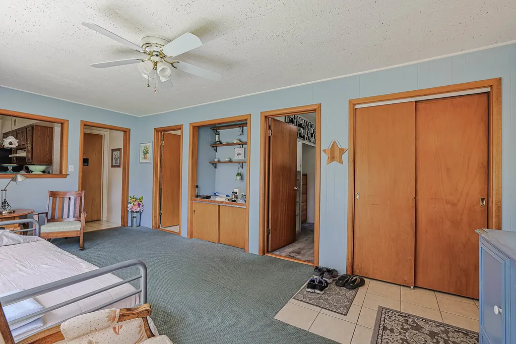 325 South Lodge Lane Lombard IL 60148