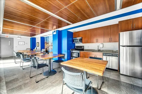 777 North Michigan Avenue Chicago IL 60611