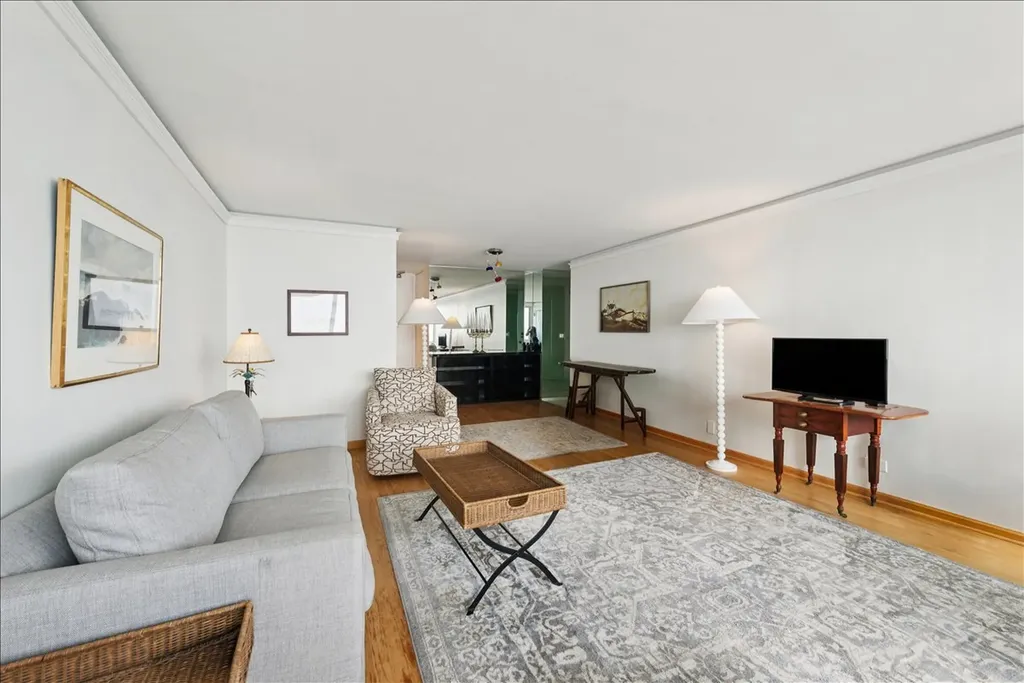 1440 North Lake Shore Drive Chicago IL 60610