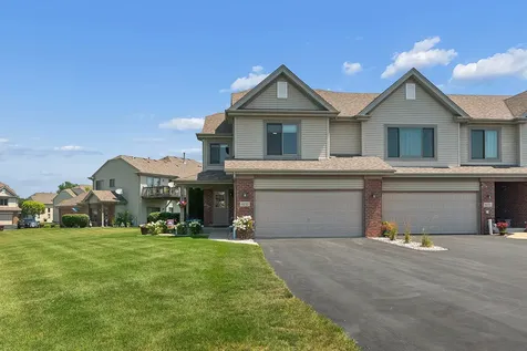 8233 West Chestnut Court Frankfort IL 60423