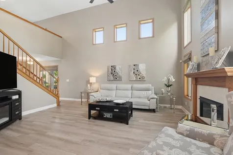 8233 West Chestnut Court Frankfort IL 60423