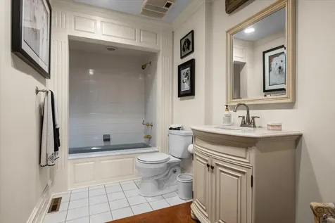1441 Kathryn Lane Lake Forest IL 60045