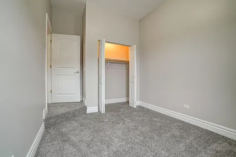 4858 South Prairie Avenue Chicago IL 60615