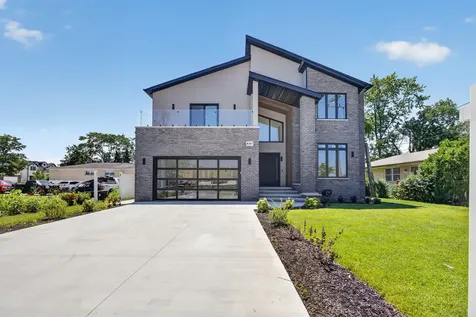 8313 West Church Street Niles IL 60714
