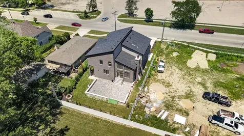8313 West Church Street Niles IL 60714