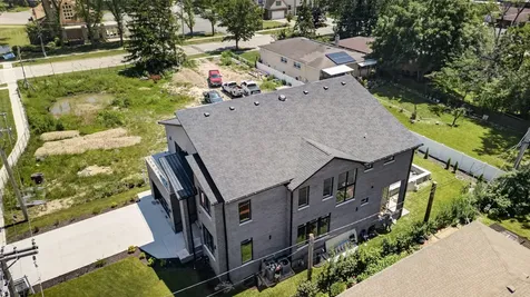 8313 West Church Street Niles IL 60714