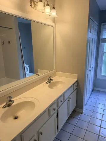 310 Chesterfield Lane Vernon Hills IL 60061