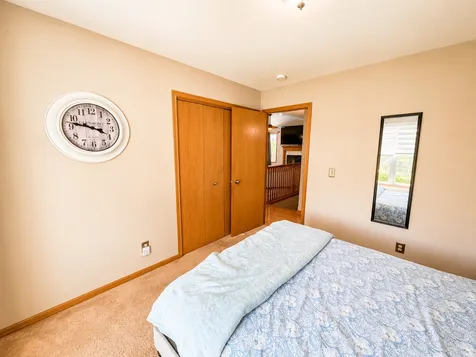 423 Cross Plains Road Rockford IL 61107