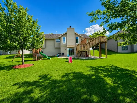 423 Cross Plains Road Rockford IL 61107