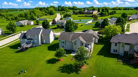423 Cross Plains Road Rockford IL 61107
