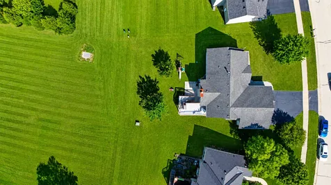 423 Cross Plains Road Rockford IL 61107