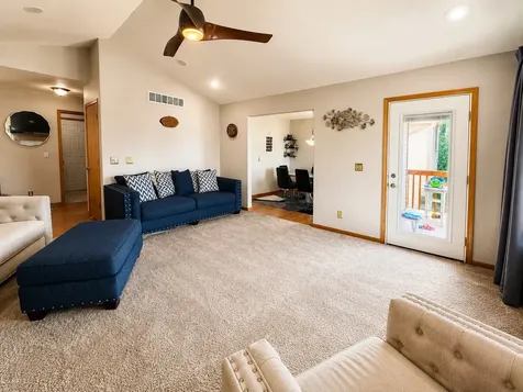 423 Cross Plains Road Rockford IL 61107
