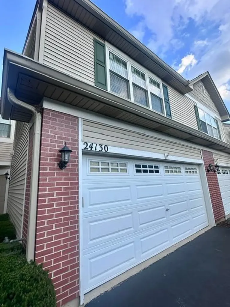 24130 Walnut Circle Plainfield IL 60585