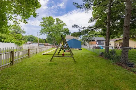 1904 Ezra Avenue Zion IL 60099