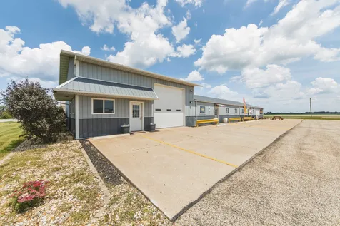 1421 Industrial Park Road Minonk IL 61760