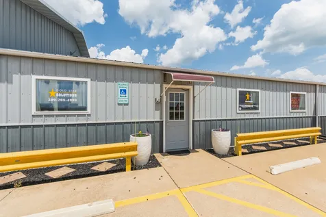 1421 Industrial Park Road Minonk IL 61760