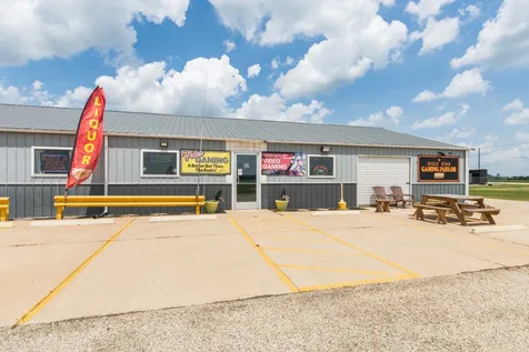 1421 Industrial Park Road Minonk IL 61760