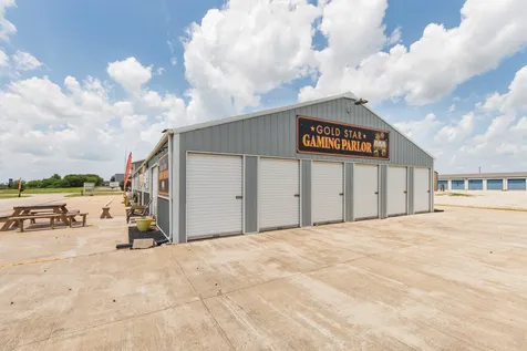 1421 Industrial Park Road Minonk IL 61760