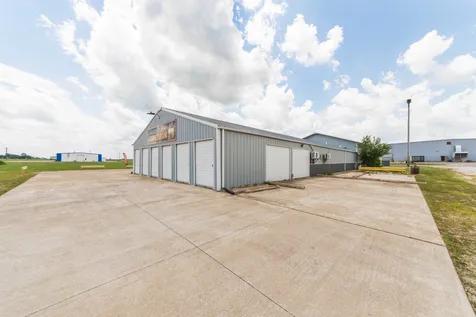 1421 Industrial Park Road Minonk IL 61760