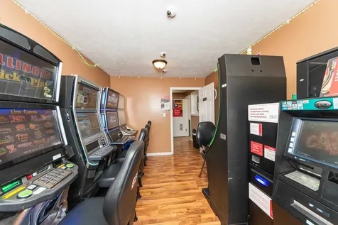 1421 Industrial Park Road Minonk IL 61760