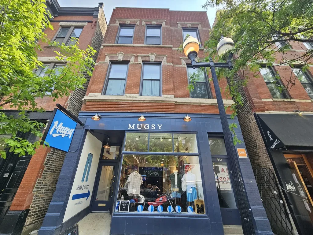951 West Armitage Avenue Chicago IL 60614