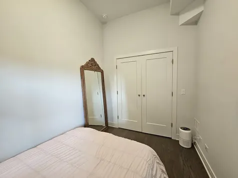 951 West Armitage Avenue Chicago IL 60614