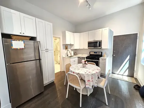 951 West Armitage Avenue Chicago IL 60614