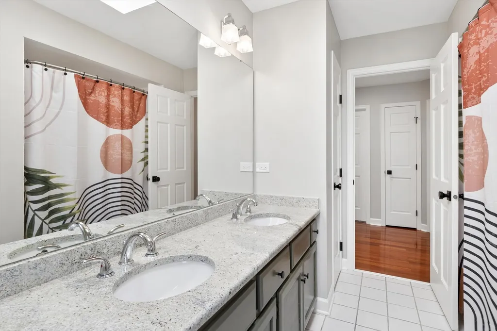 329 Royce Woods Court Naperville IL 60565